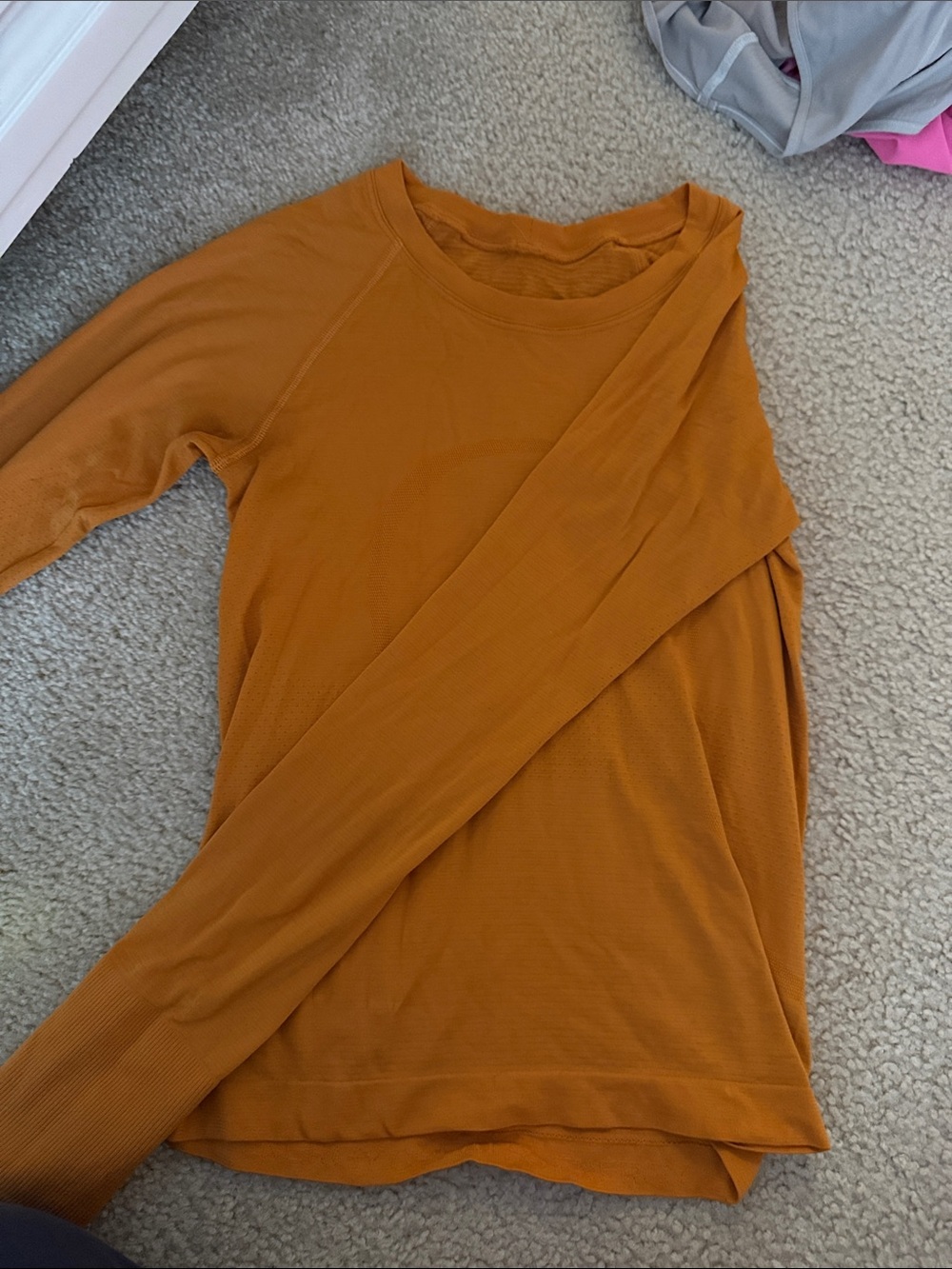 Lululemon Long Sleeve swiftly size 2
